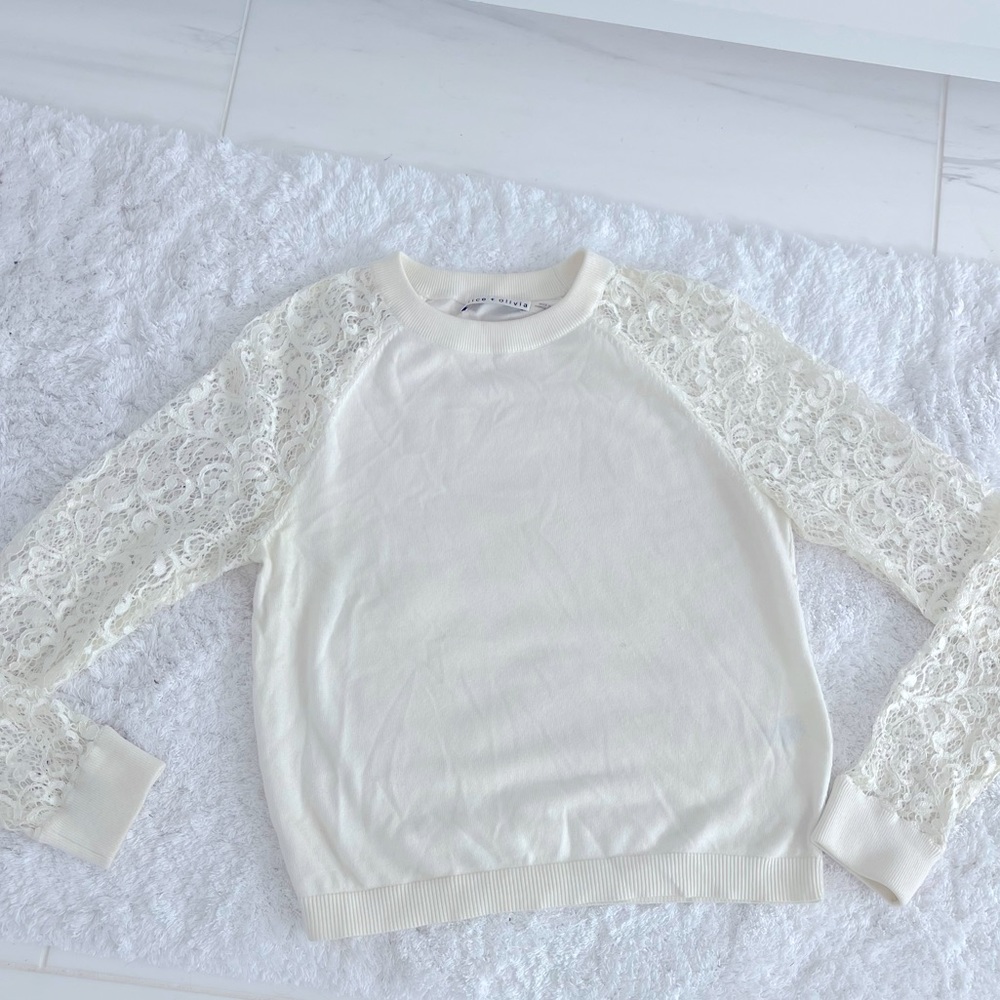 Alice + Olivia sweater medium